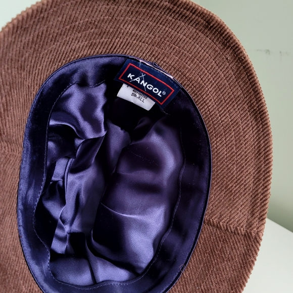 Kangol brown corduroy hat.  Size small. - Picture 6 of 6